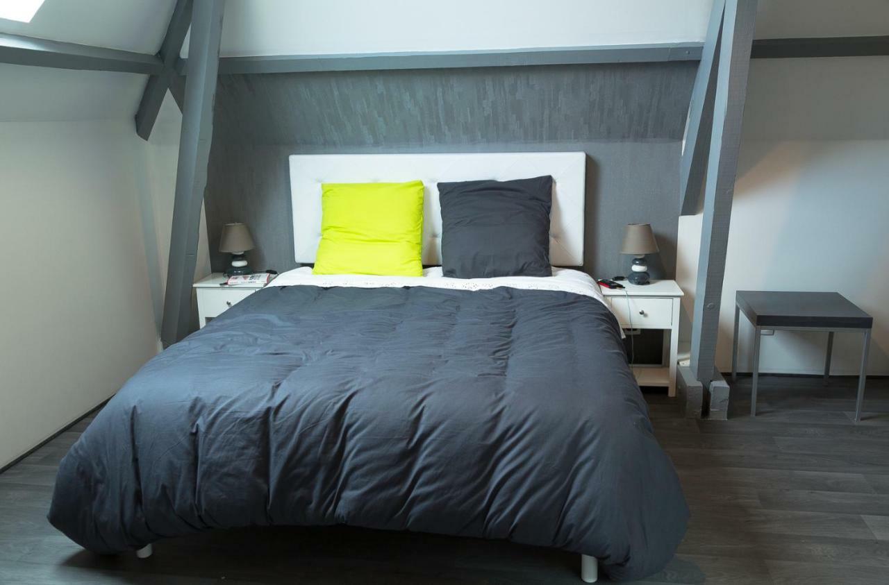 Les Landes Hotel Rilhac-Rancon Екстериор снимка
